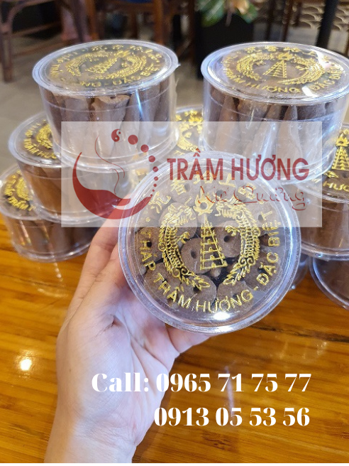 nụ trầm hương xứ quảng