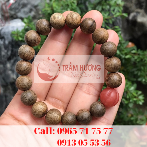 vòng tay trầm hương giá rẻ
