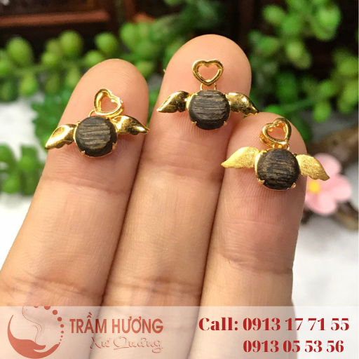 dây chuyền trầm hương hình đôi cánh thiên thần