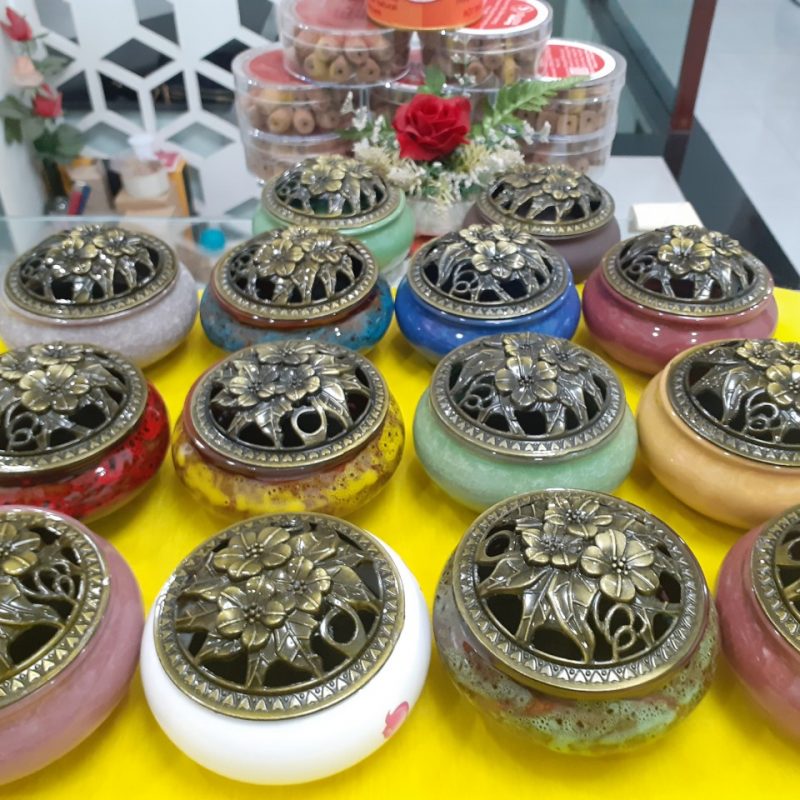 lư xông trầm hương