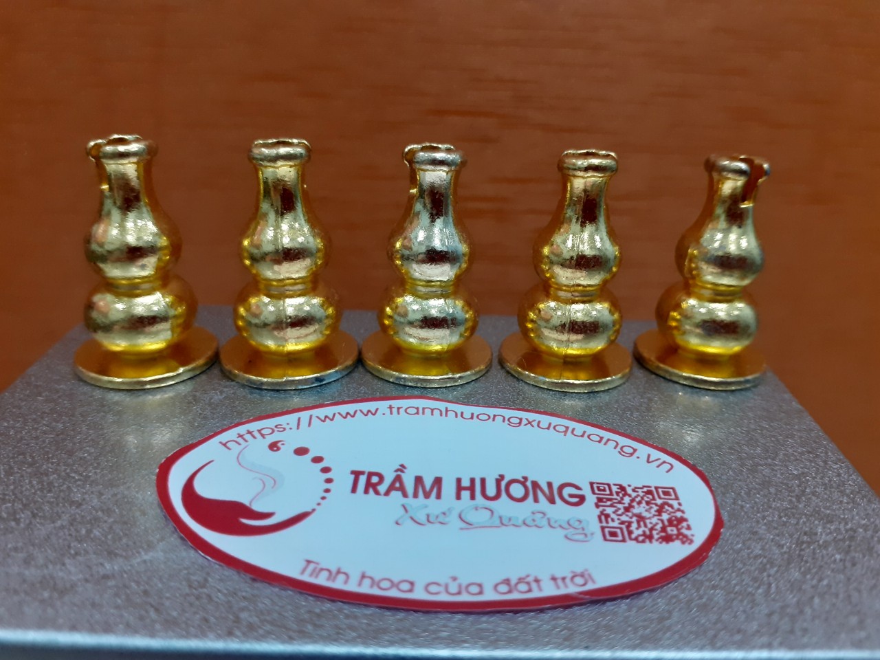 đế đốt trầm hương