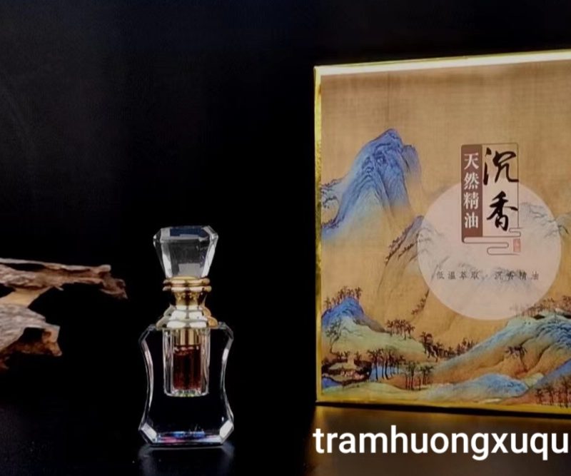 tinh dầu trầm hương việt nam