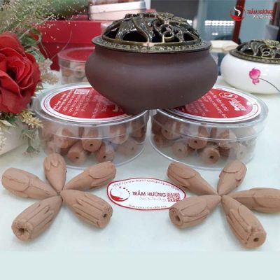 nụ trầm hương